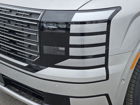 New 2026 Hyundai Palisade Calligraphy FWD image 9