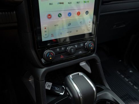 New 2025 Ford Ranger Lariat w/ FX4 Off-Road Package AWD/4WD image 25