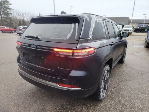 Used 2022 Jeep Grand Cherokee Limited 4xe image 6