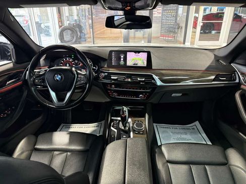 Used 2019 BMW 530i RWD image 26