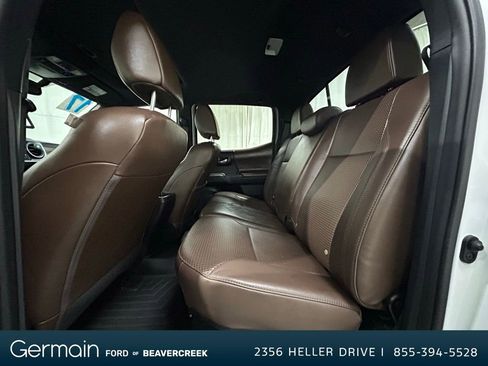 Used 2017 Toyota Tacoma Limited image 27