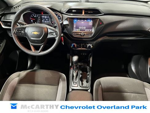 Used 2022 Chevrolet TrailBlazer LS FWD image 24