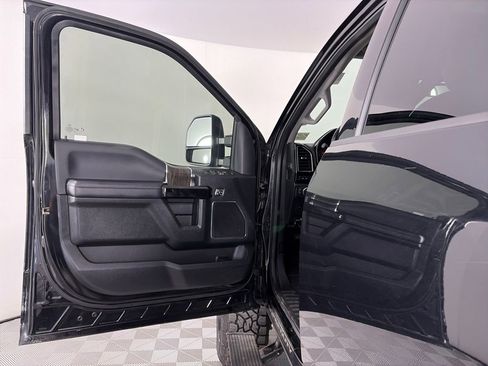 Used 2021 Ford F250 Lariat image 10