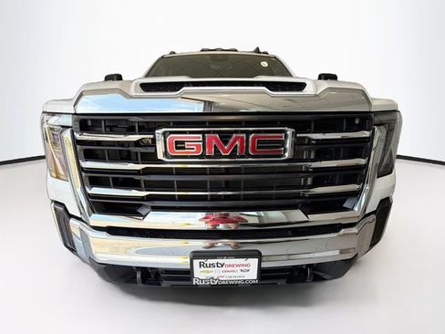 Used 2025 GMC Sierra 2500 SLE w/ SLE Value Package; AWD/4WD image 2