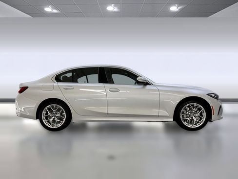 Used 2026 BMW 330i Sedan w/ Convenience Package image 8