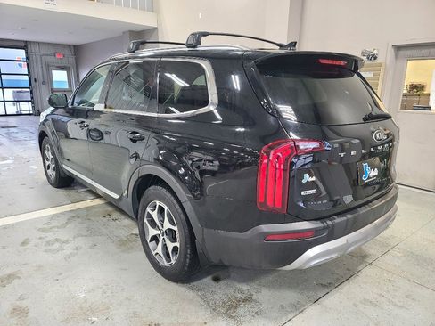 Used 2020 Kia Telluride EX image 4