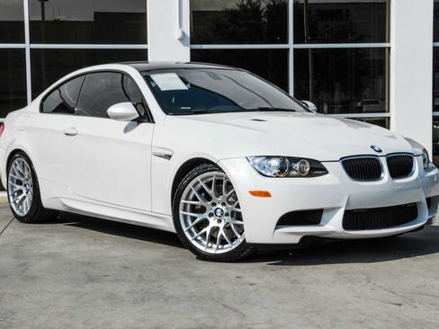 Used 2011 BMW M3 Coupe image 6