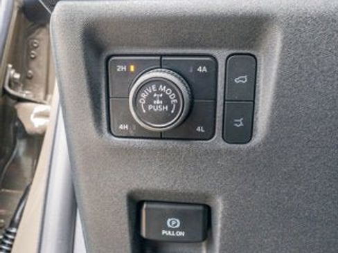 New 2026 Ford Expedition Tremor image 36