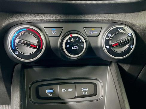 New 2026 Hyundai Venue SE image 11