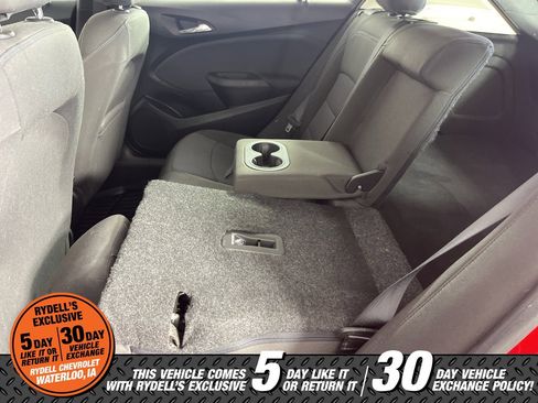 Used 2018 Chevrolet Cruze LT w/ Convenience Package image 23