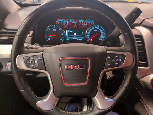 Used 2019 GMC Yukon SLE w/ Convenience Package image 18