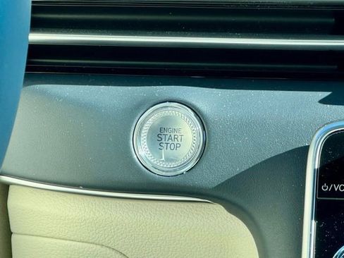 Used 2025 Genesis GV80 3.5T Prestige image 21