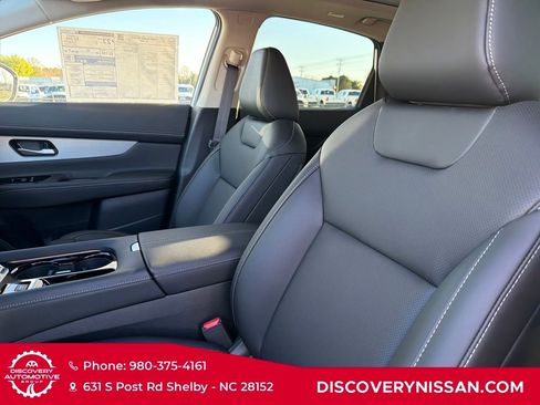 New 2026 Nissan Murano SL image 15