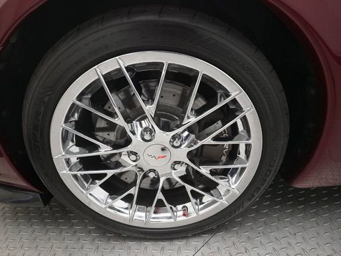 Used 2007 Chevrolet Corvette Coupe w/ Preferred Equipment Group RWD image 23