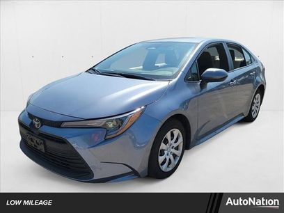 Used 2025 Toyota Corolla LE
