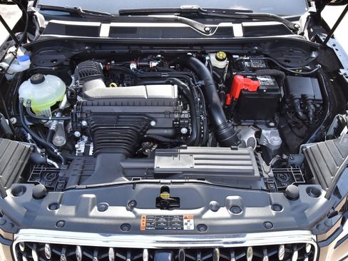 New 2026 Lincoln Corsair Reserve image 38