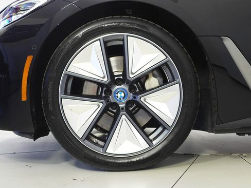 Certified 2023 BMW i4 eDrive40 w/ Premium Package RWD image 5