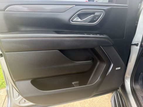 Used 2023 GMC Yukon AT4 AWD/4WD image 13