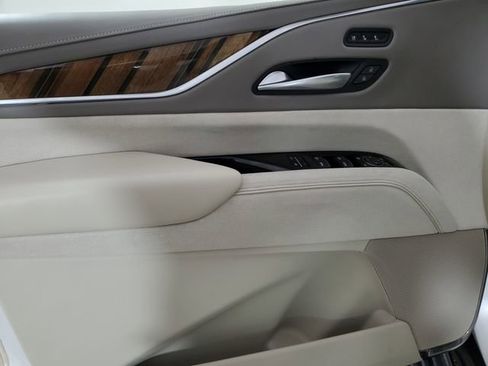 Used 2023 Cadillac Escalade Premium Luxury Platinum image 20