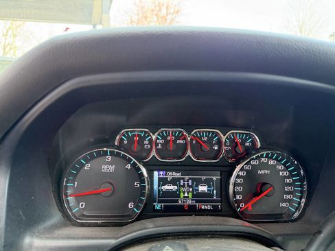 Used 2018 Chevrolet Silverado 3500 LT image 11