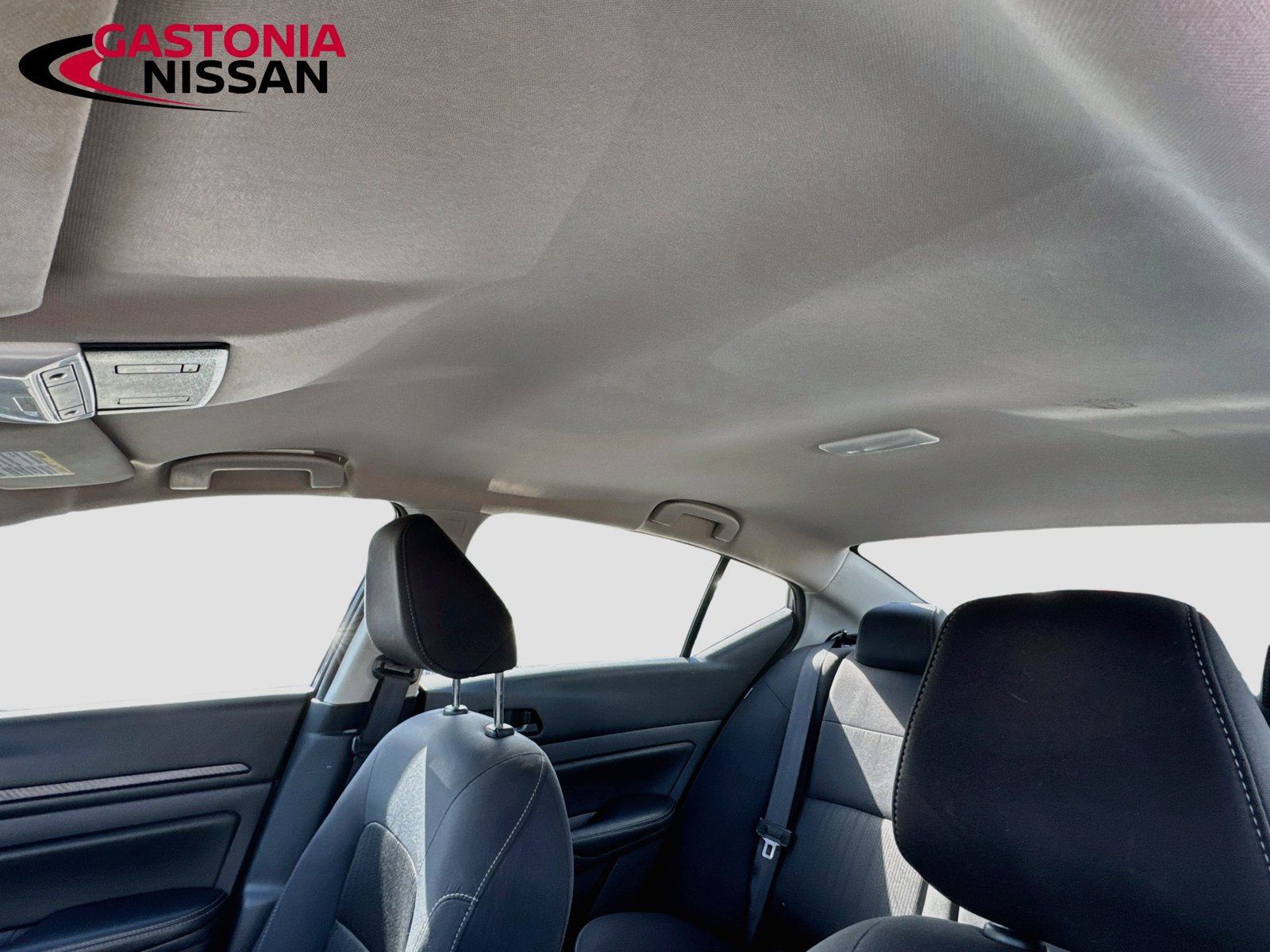 Used 2025 Nissan Altima 2.5 SV FWD image 27