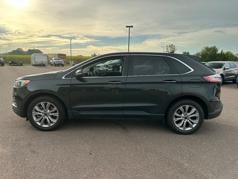 Used 2024 Ford Edge Titanium AWD/4WD image 37