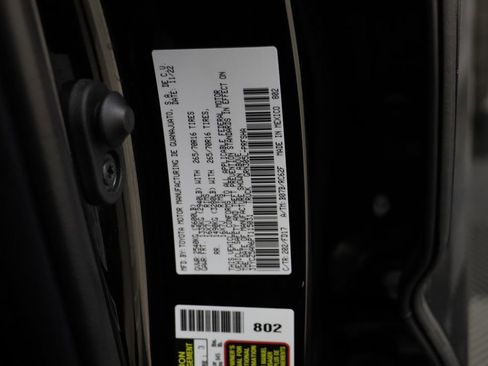 Used 2023 Toyota Tacoma TRD Off-Road image 24