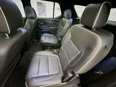 Used 2023 Chevrolet Traverse Premier w/ LPO, Cargo Package FWD image 27