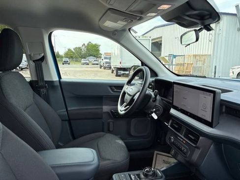 Used 2025 Ford Maverick XL w/ Equipment Group 102A AWD/4WD image 23