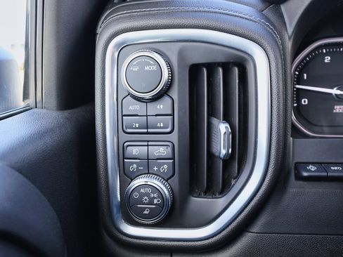 Used 2021 GMC Sierra 3500 Denali w/ Denali Ultimate Package image 24