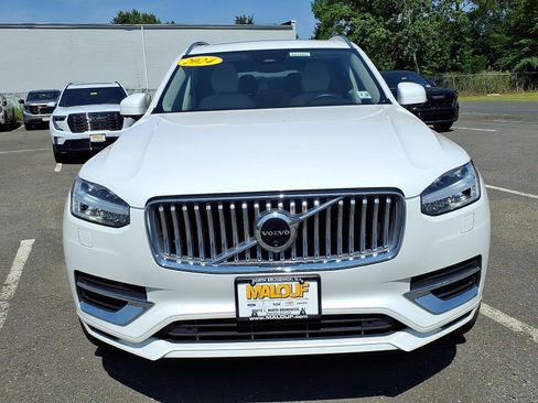 Used 2024 Volvo XC90 T8 Plus w/ Protection Package Premier AWD/4WD image 2