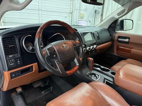 Used 2021 Toyota Sequoia Platinum RWD image 14