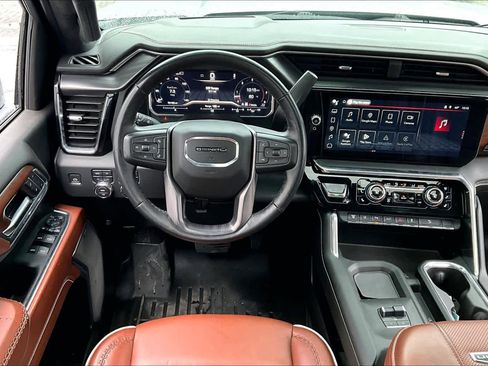Used 2024 GMC Sierra 2500 Denali Ultimate w/ Max Trailering Package image 6