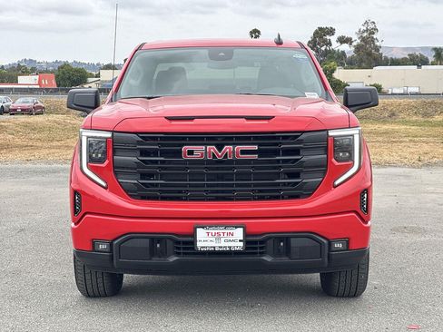 New 2026 GMC Sierra 1500 Elevation AWD/4WD image 2