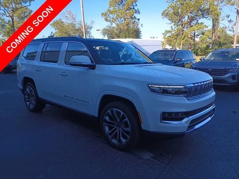 Certified 2022 Jeep Grand Wagoneer Series III w/ Flexible Seating Group AWD/4WD image 11
