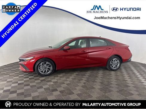 Certified 2024 Hyundai Elantra SEL image 1