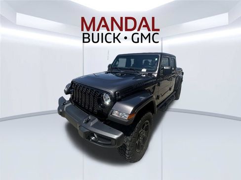 Used 2023 Jeep Gladiator Sport AWD/4WD image 1