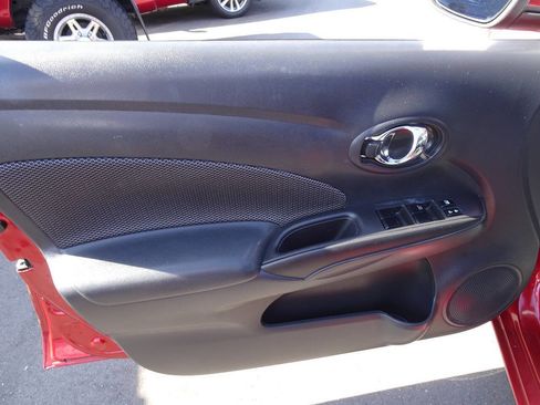 Used 2017 Nissan Versa SV image 19