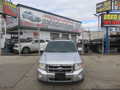 Used 2011 Ford Escape Limited w/ 302A Rapid Spec Order Code image 6