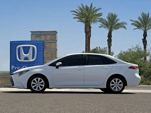 Used 2023 Toyota Corolla LE FWD image 7