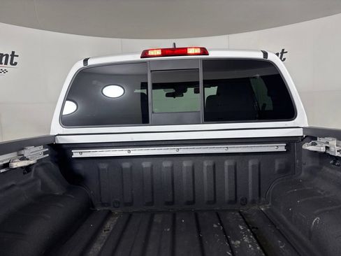 Used 2022 Nissan Frontier PRO-4X AWD/4WD image 27