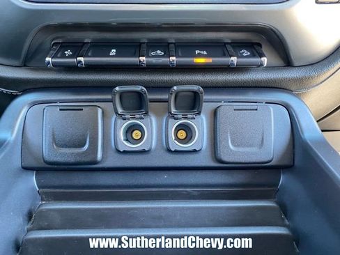 Used 2018 Chevrolet Silverado 2500 LTZ w/ LTZ Plus Package image 40