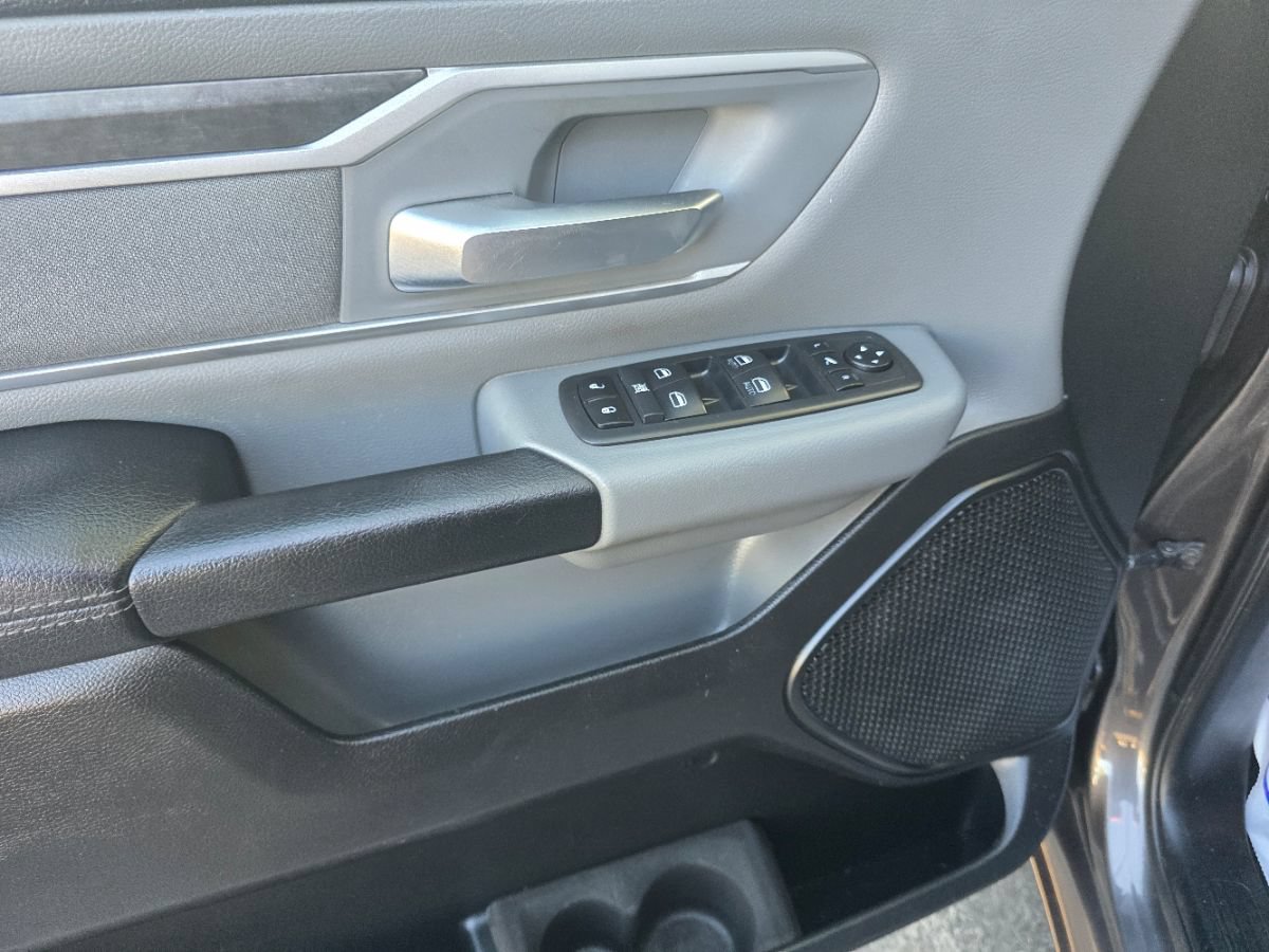 Used 2020 RAM 1500 Big Horn AWD/4WD image 19