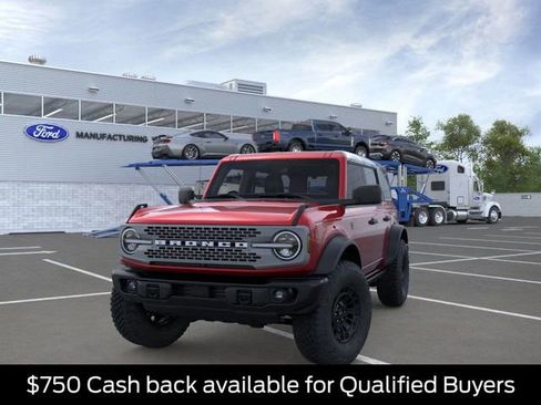 New 2026 Ford Bronco Badlands image 2