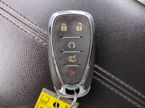 Used 2025 Chevrolet Malibu LT FWD image 27