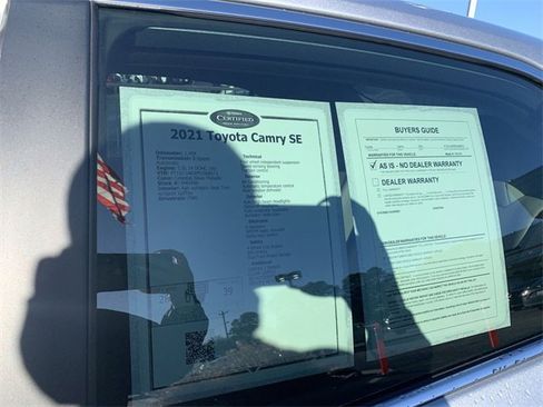 Used 2021 Toyota Camry SE image 35