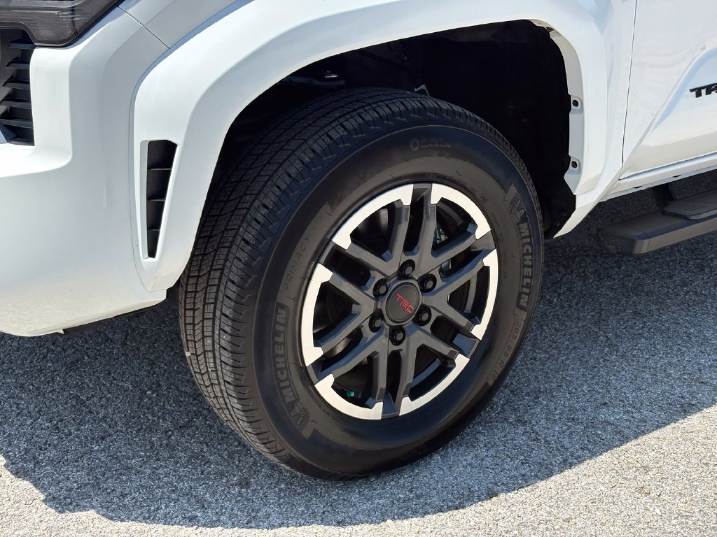 Used 2026 Toyota Tacoma TRD Sport AWD/4WD image 9