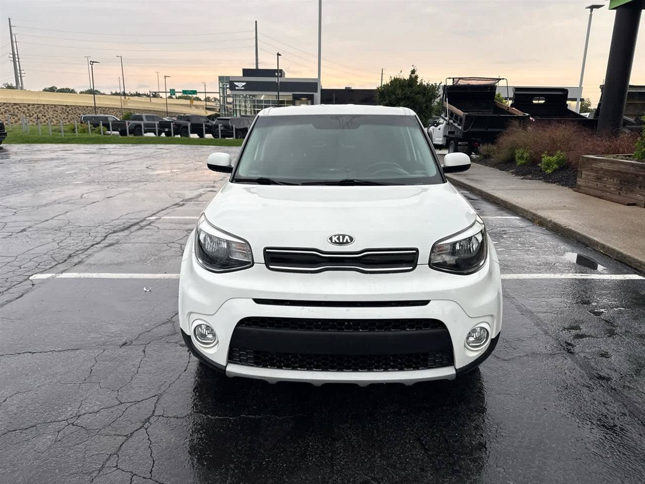 Used 2019 Kia Soul + FWD image 3