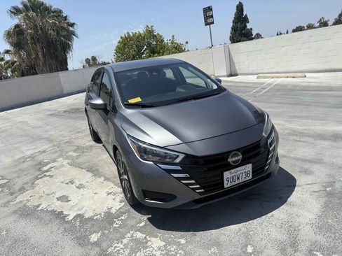 Used 2025 Nissan Versa SV FWD image 28