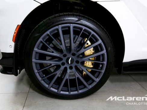 Used 2023 Aston Martin DBX 707 image 35